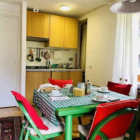 Guesthost - Casa Carola - Lovely Flat! 아파트